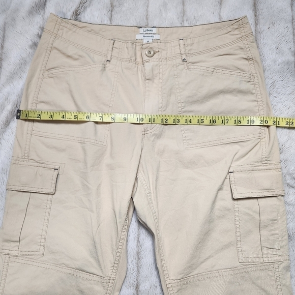 Cargo pants Tan color Pockets Cotton Spandex blend Size 14 L.L.BEAN - Picture 14 of 16